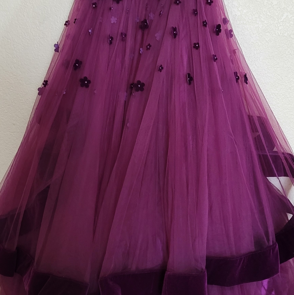 UNWORN. Mac Duggal Plum Bustier Velvet Ballgown - Picture 12 of 13
